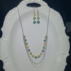 Viva Bead set necklace and earrings